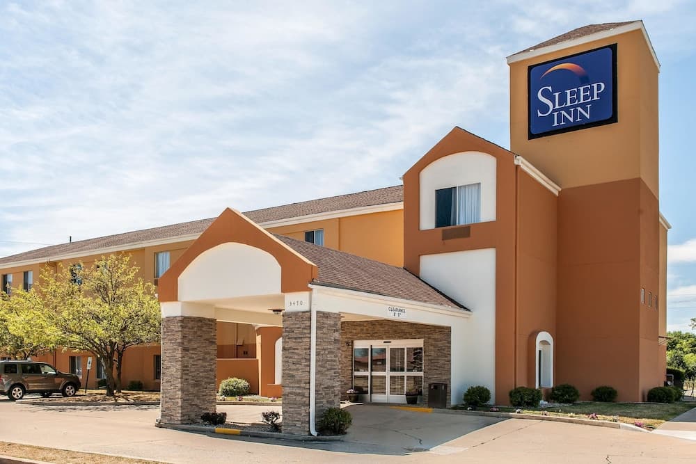 Sleep Inn Springfield West main