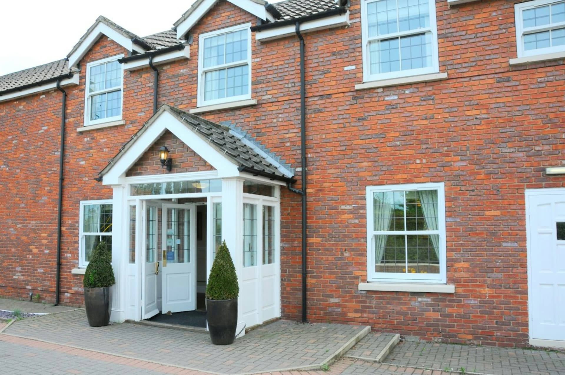 Stallingborough Grange Hotel main