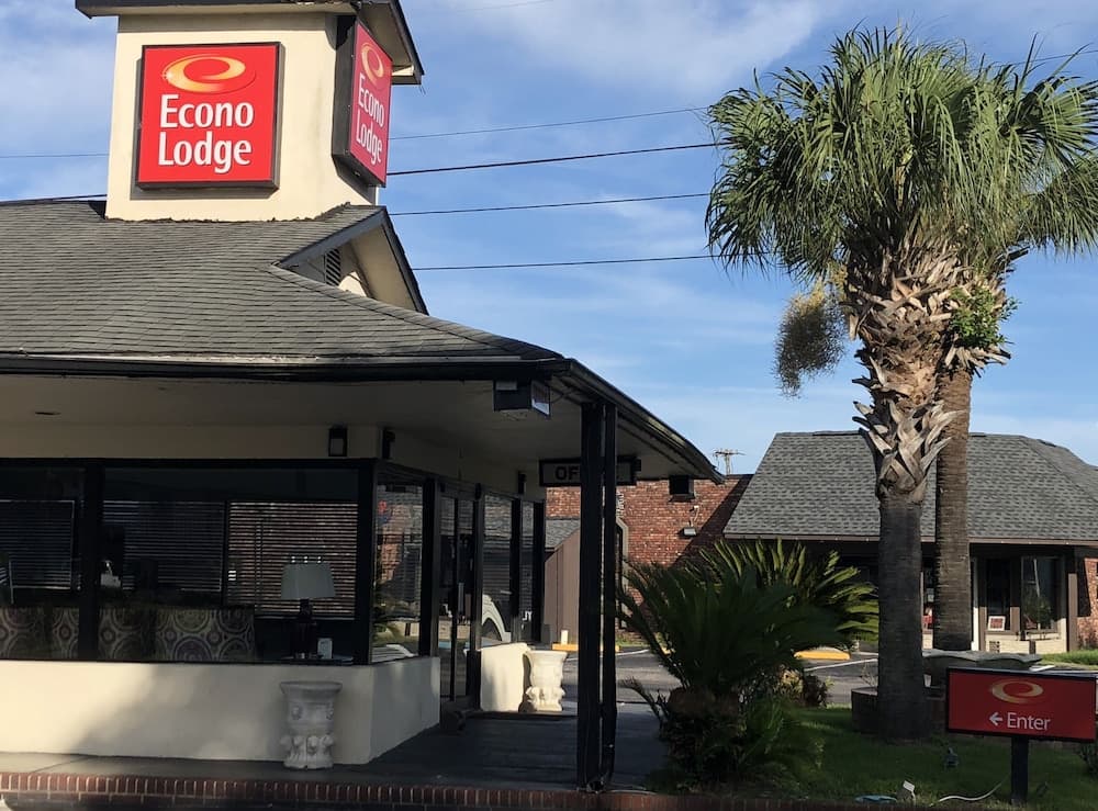 Rodeway Inn / Harbor main