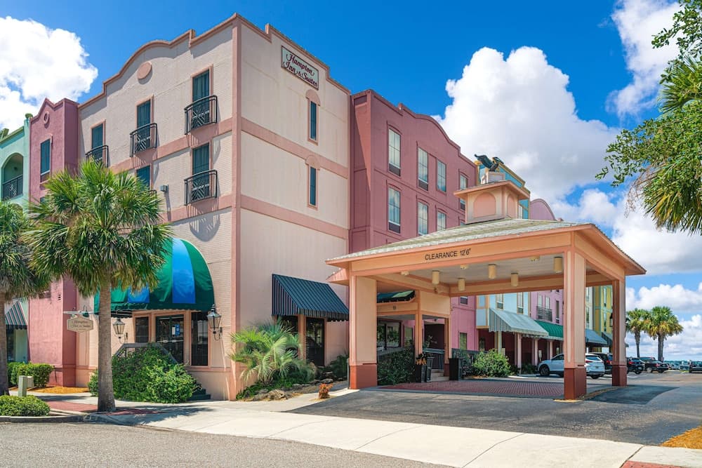 Hampton Inn & Suites Amelia Island-Historic Harbor Front main