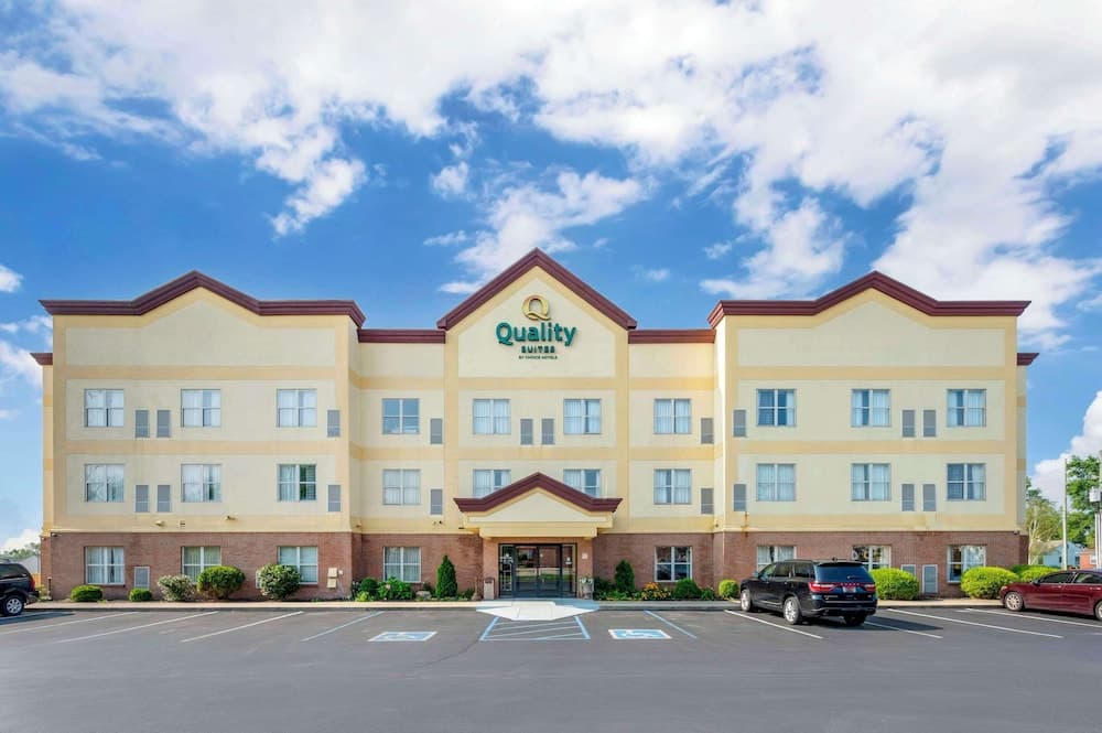 Best Western Airport Suites main