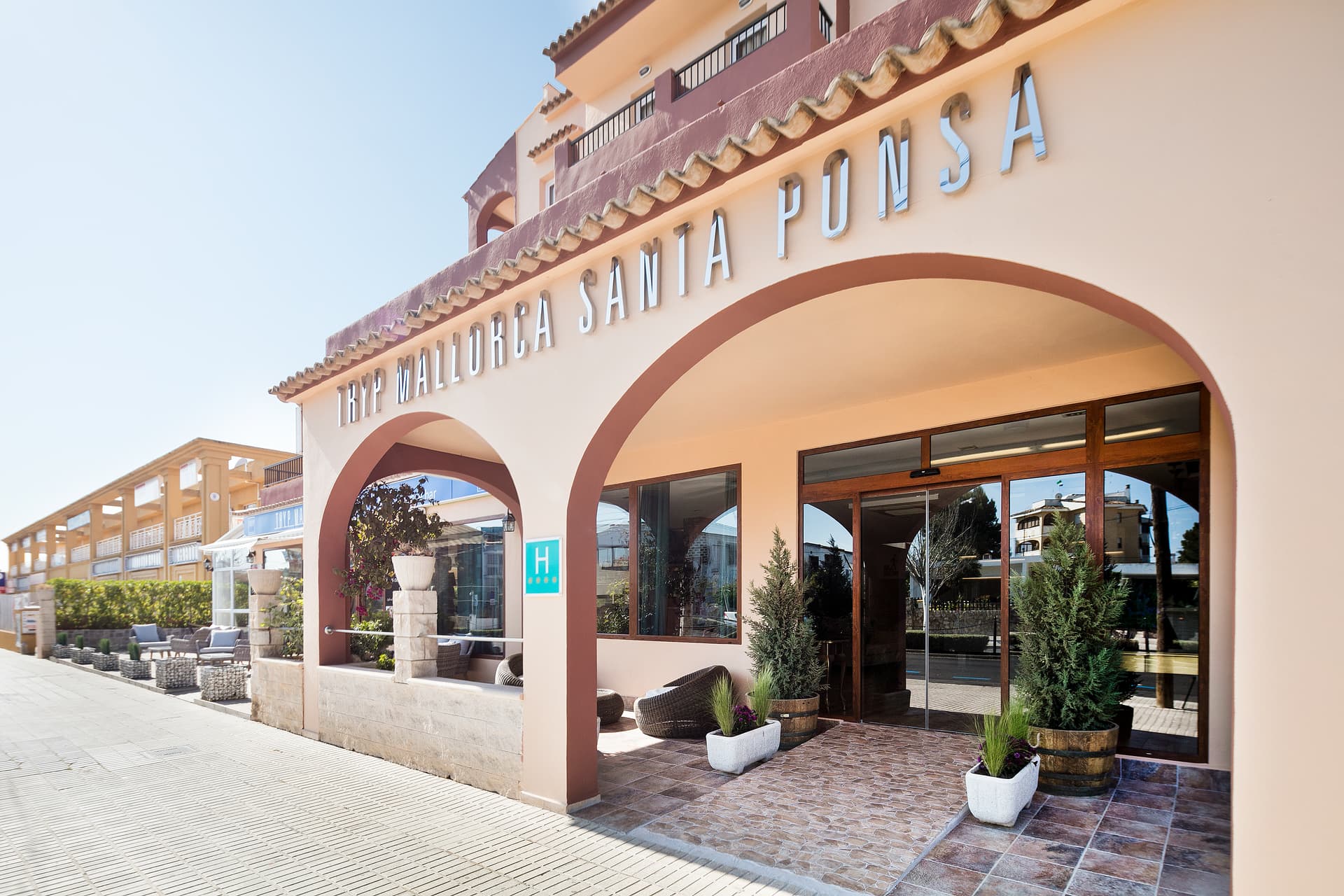 Hotel Santa Ponsa Pins main