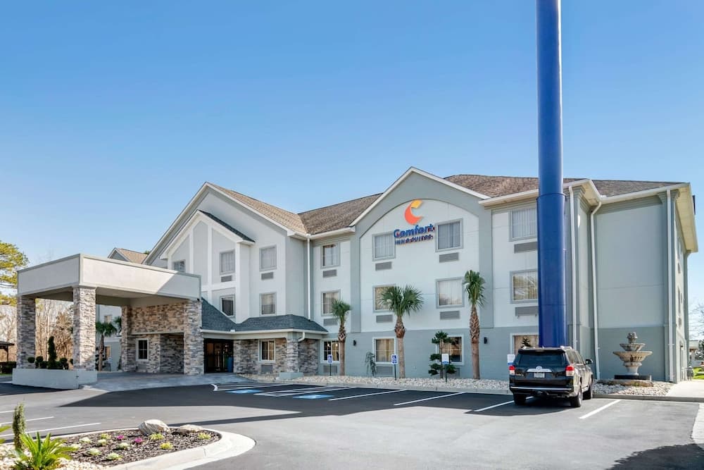 Comfort Inn & Suites Macon North I-75 main