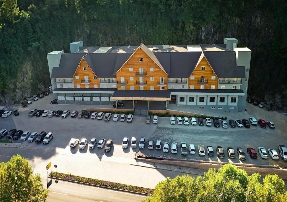 Sky Palace Hotel