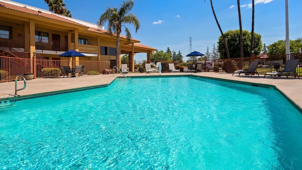 Best Western Apricot Inn main