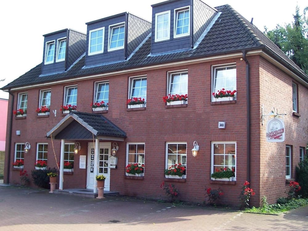 Hotel Neugrabener Hof main
