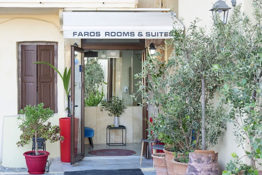 Faros Rooms & Suites main