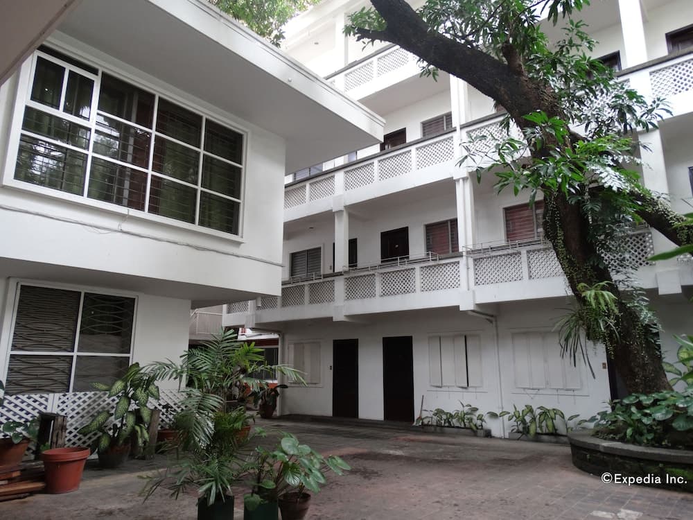 Pension Natividad main