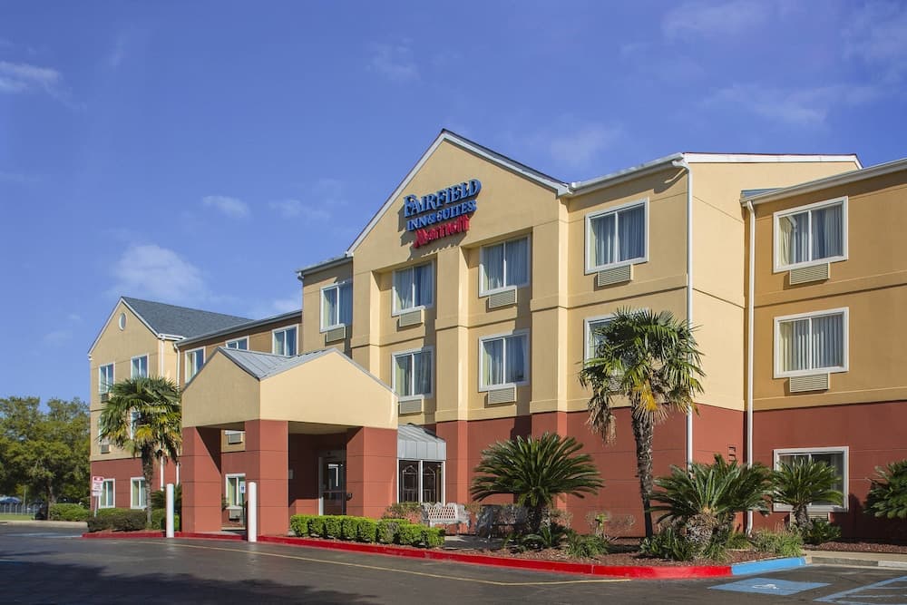 Fairfield Inn & Suites Lafayette I-10 main