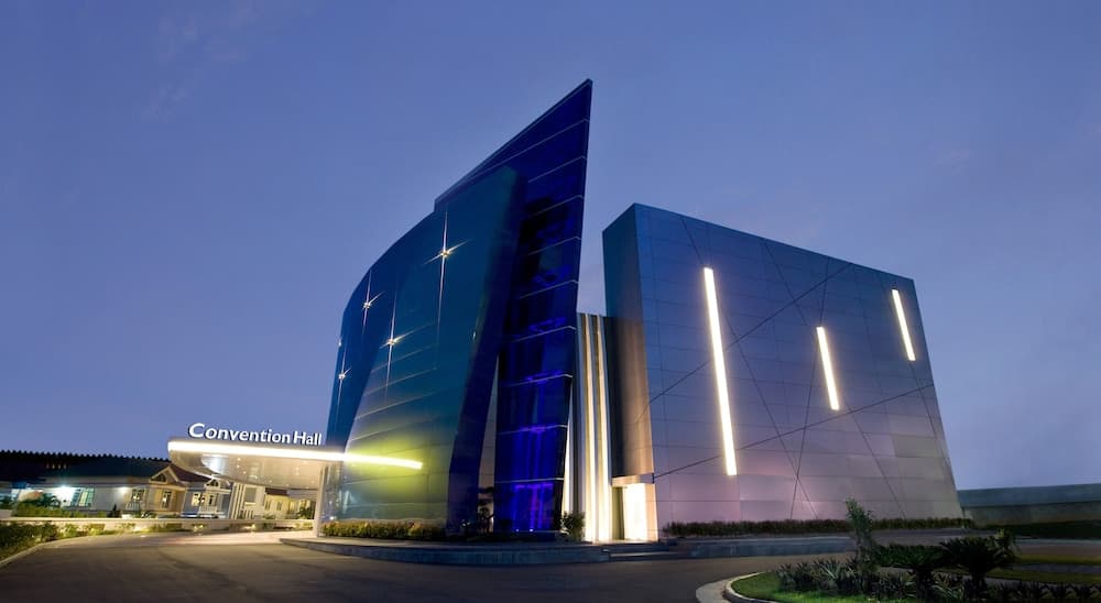Novotel Bangka - Hotel & Convention Centre main