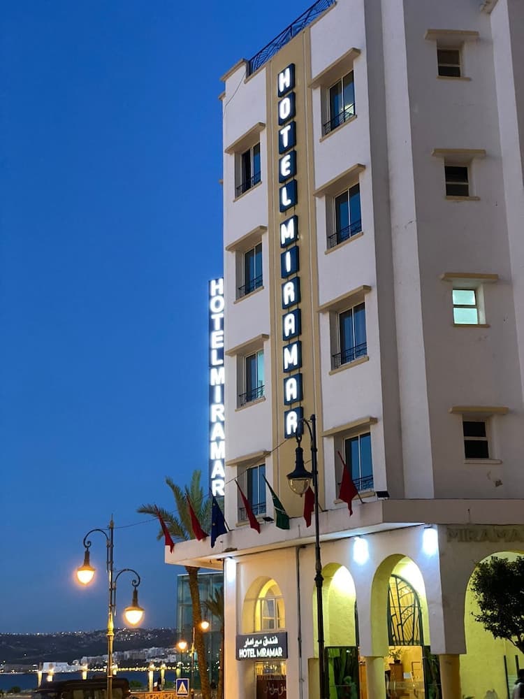 Hôtel Miramar main