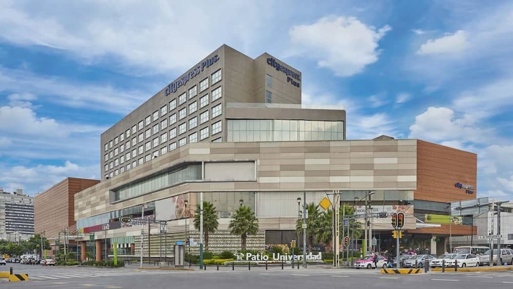 City Express Plus Patio Universidad main