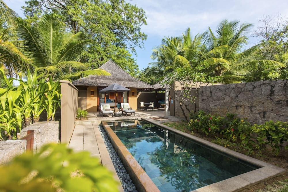 Constance Ephelia Resort main