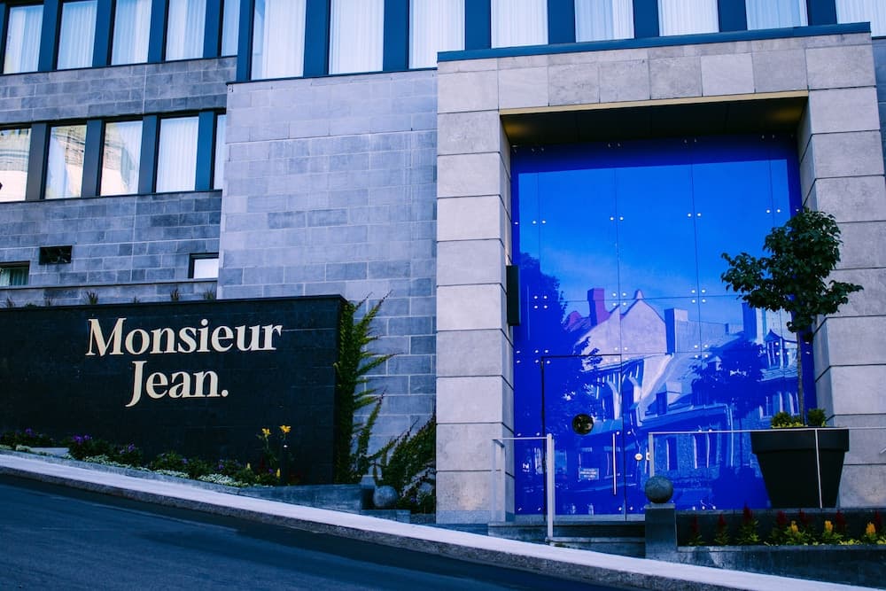 Monsieur Jean Hotel main