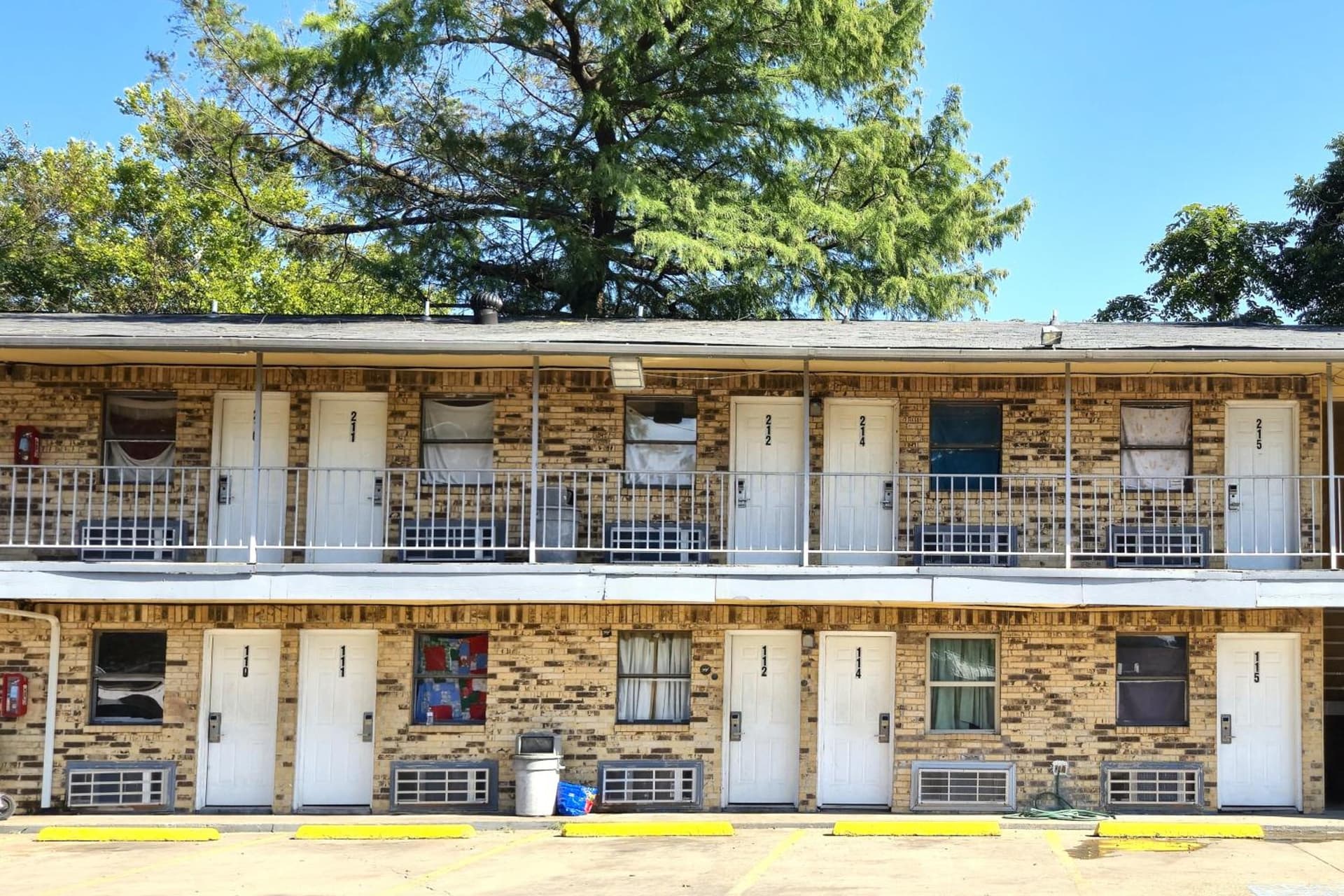 Mi Amor Inn & Suites by Hotel O Dallas Tx Hwy 352 main