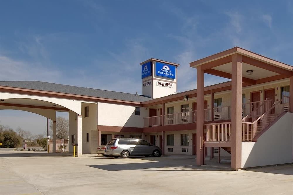 Americas Best Value Inn & Suites-Hempstead/Prairie View