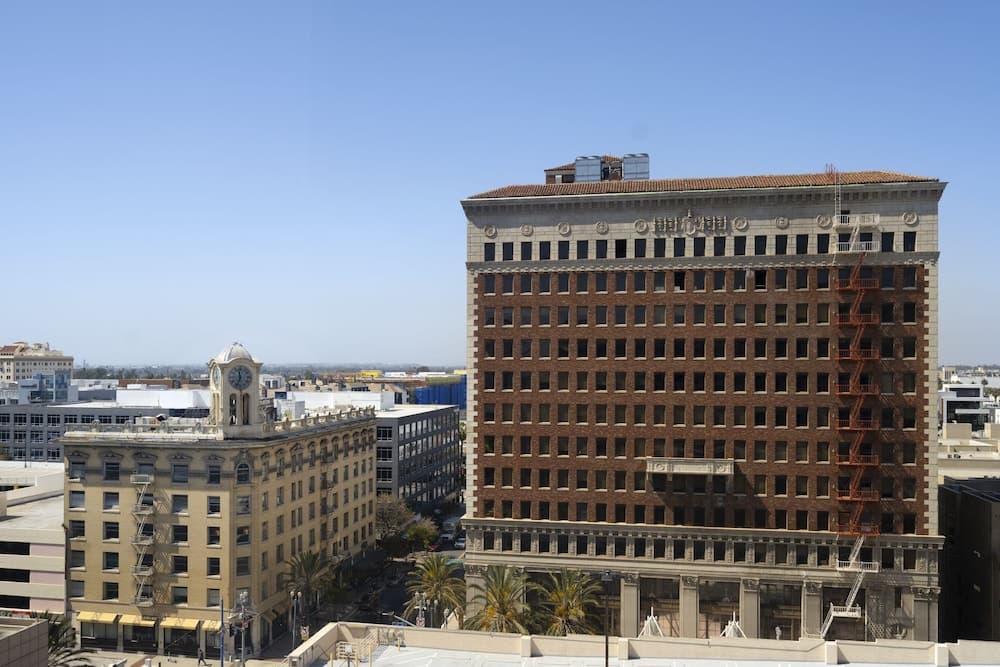 Renaissance Long Beach Hotel main