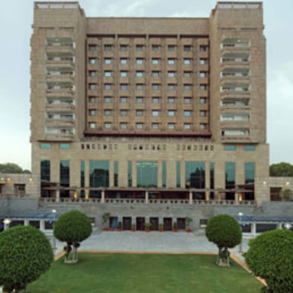 Jaypee Vasant Continental main