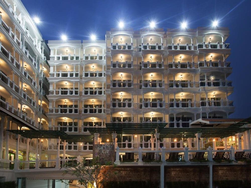 Grand Supicha City Hotel main