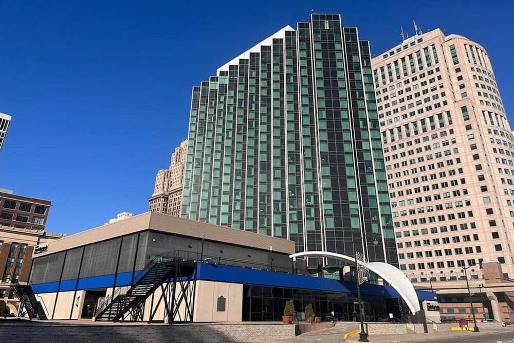 Fort Pontchartrain Detroit, a Wyndham Hotel main