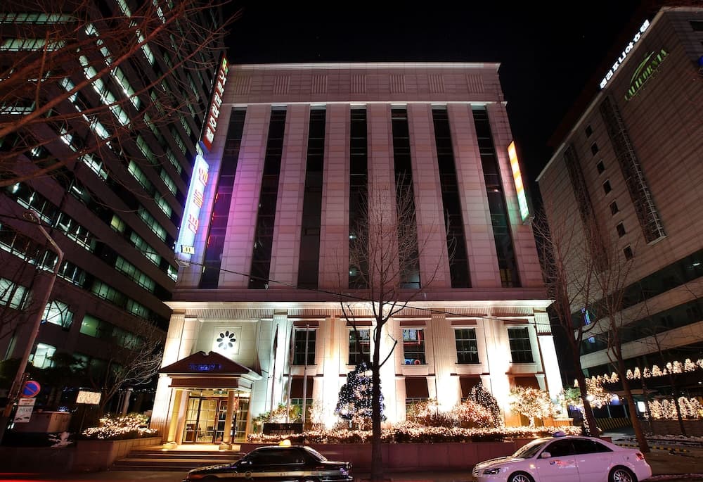 Hotel Karak main