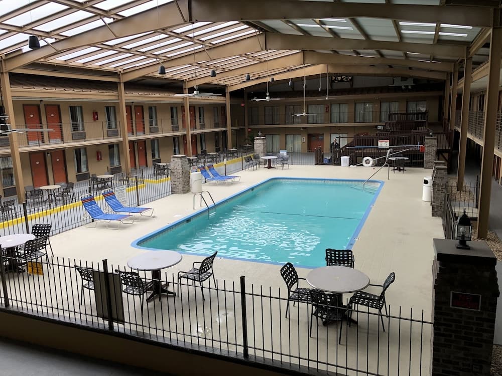 Baymont by Wyndham Knoxville I-75 main