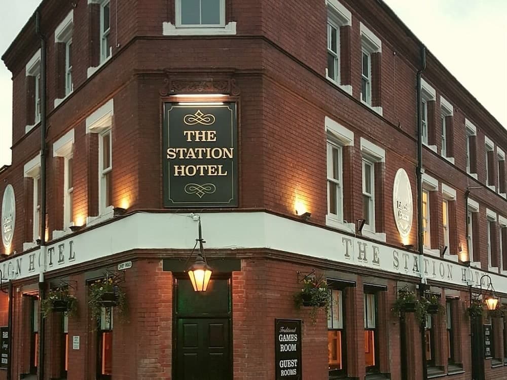 Station Hotel main