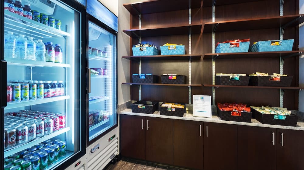 Holiday Inn Express And Suites Wyomissing main