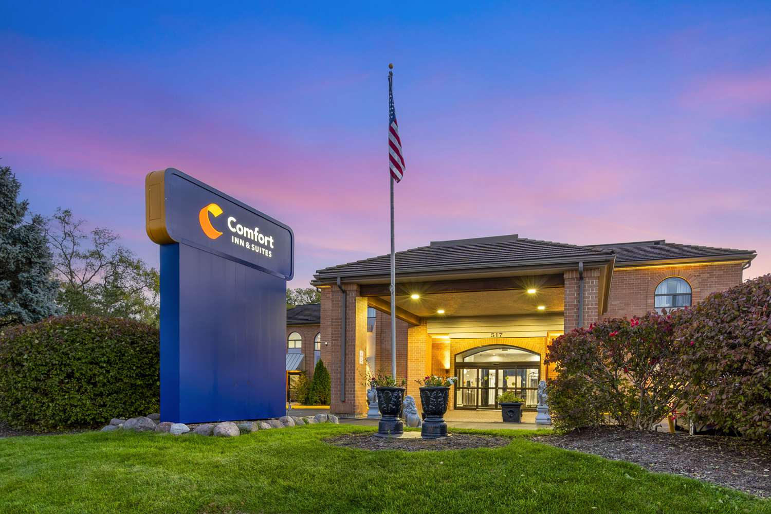 Comfort Inn & Suites Mundelein-Vernon Hills main
