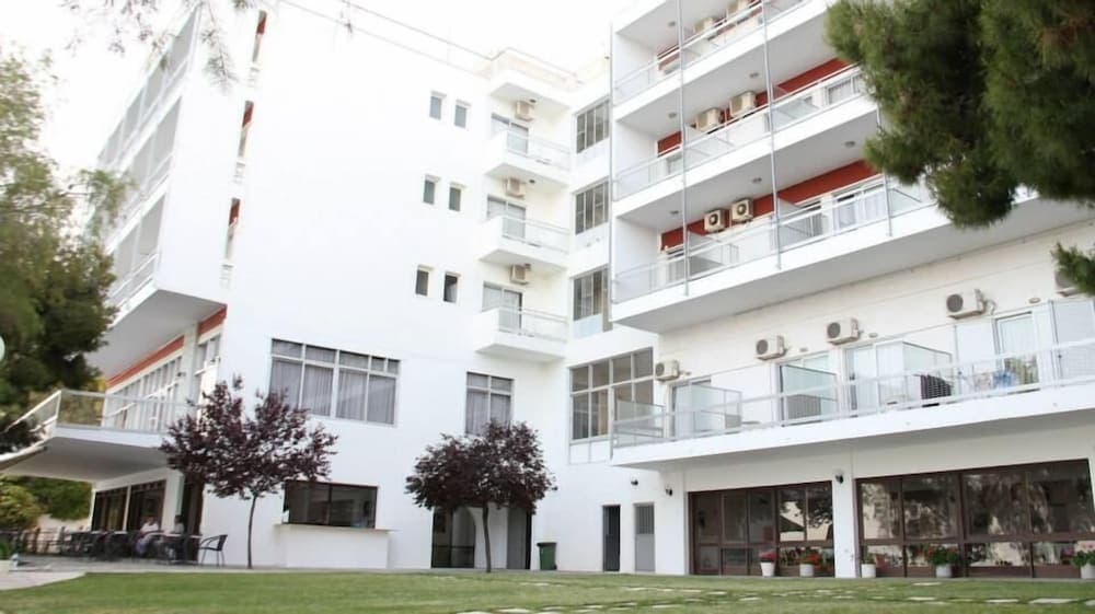 Siagas Beach Hotel main