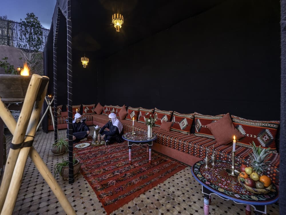 Riad Irhalne main