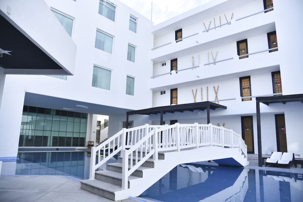 Best Western Plus Luna del Mar main