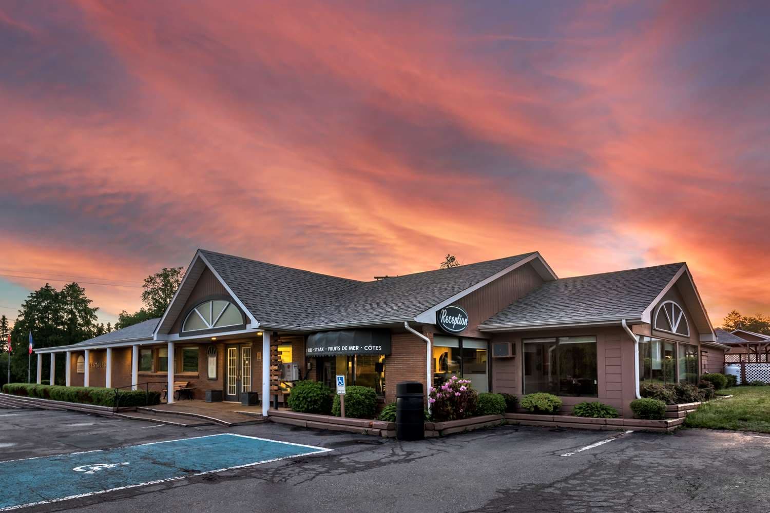 Dannys Hotel Suites, Surestay Collection By Best Western main