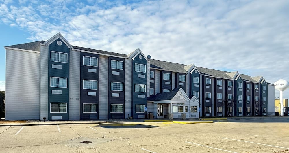 Fargo Airport Inn main