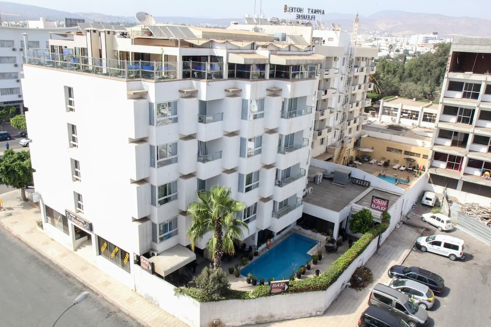 New Farah Hotel main