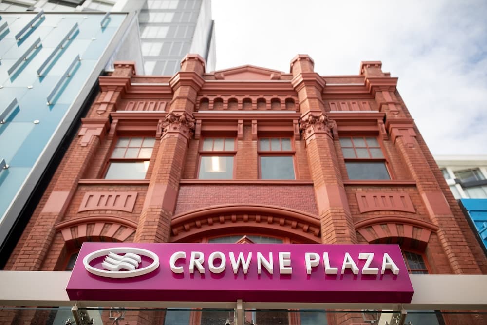 Crowne Plaza Hobart main