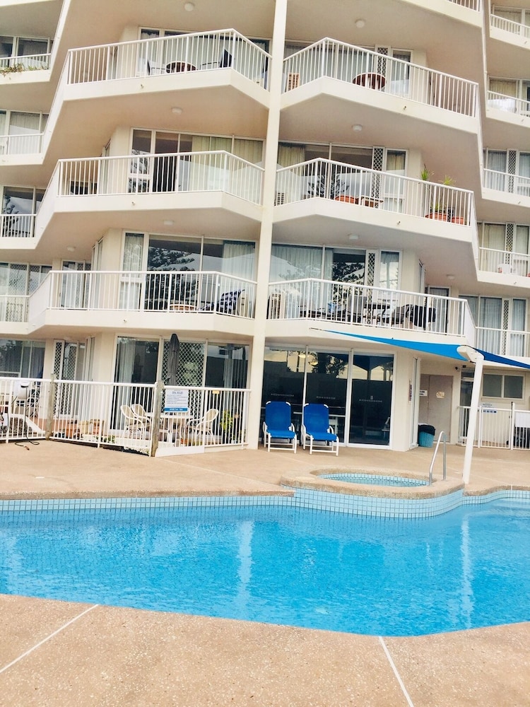 Meridian Tower Apartments main