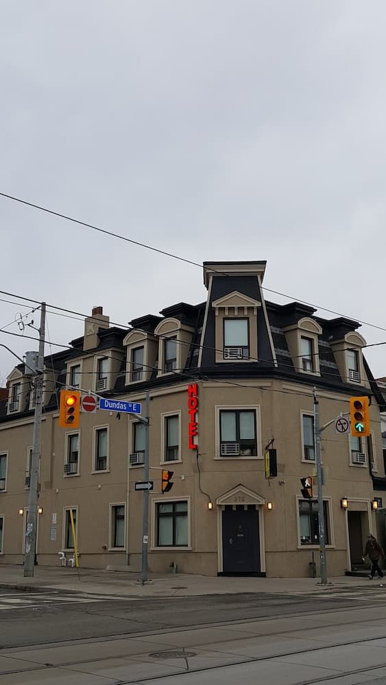 Royal Oak Inn