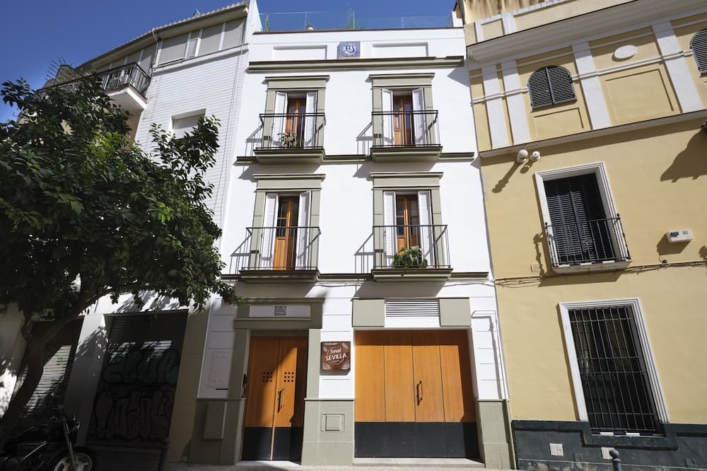 Sweet Sevilla Suites main