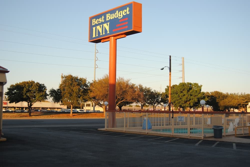 Best Budget Inn - Abilene main
