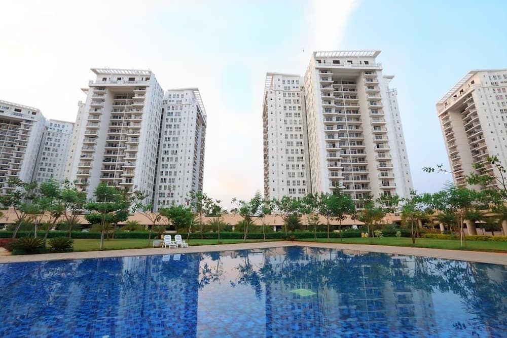 Crest Executive Suites main