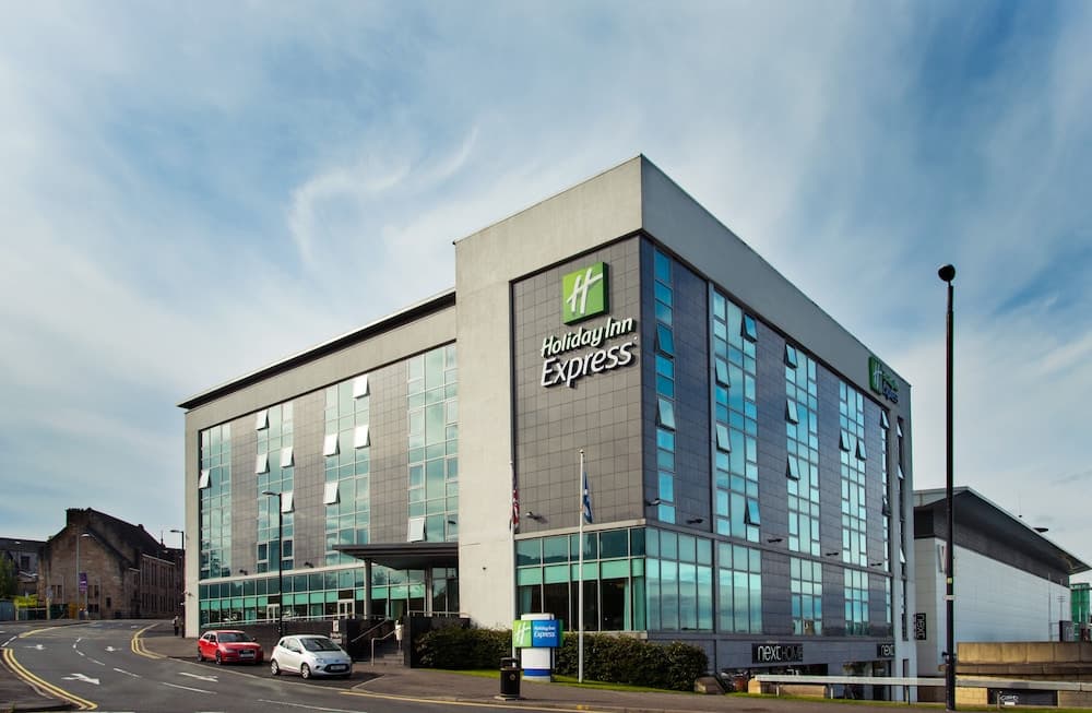 Holiday Inn Express Hamilton main