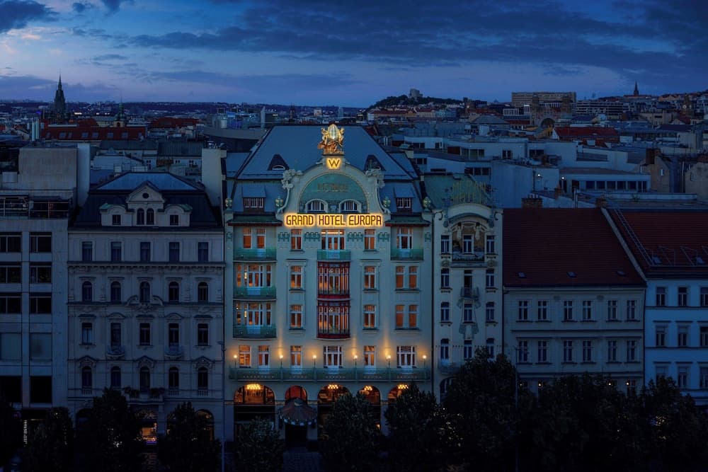 W Prague main