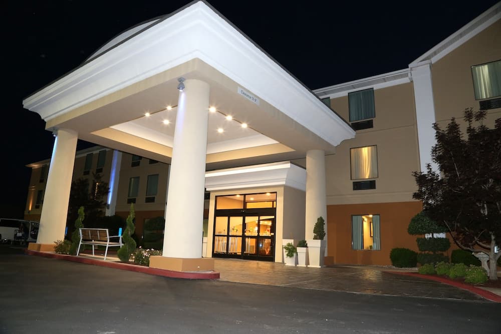 Holiday Inn Express Lexington-Sw (Nicholasville) main