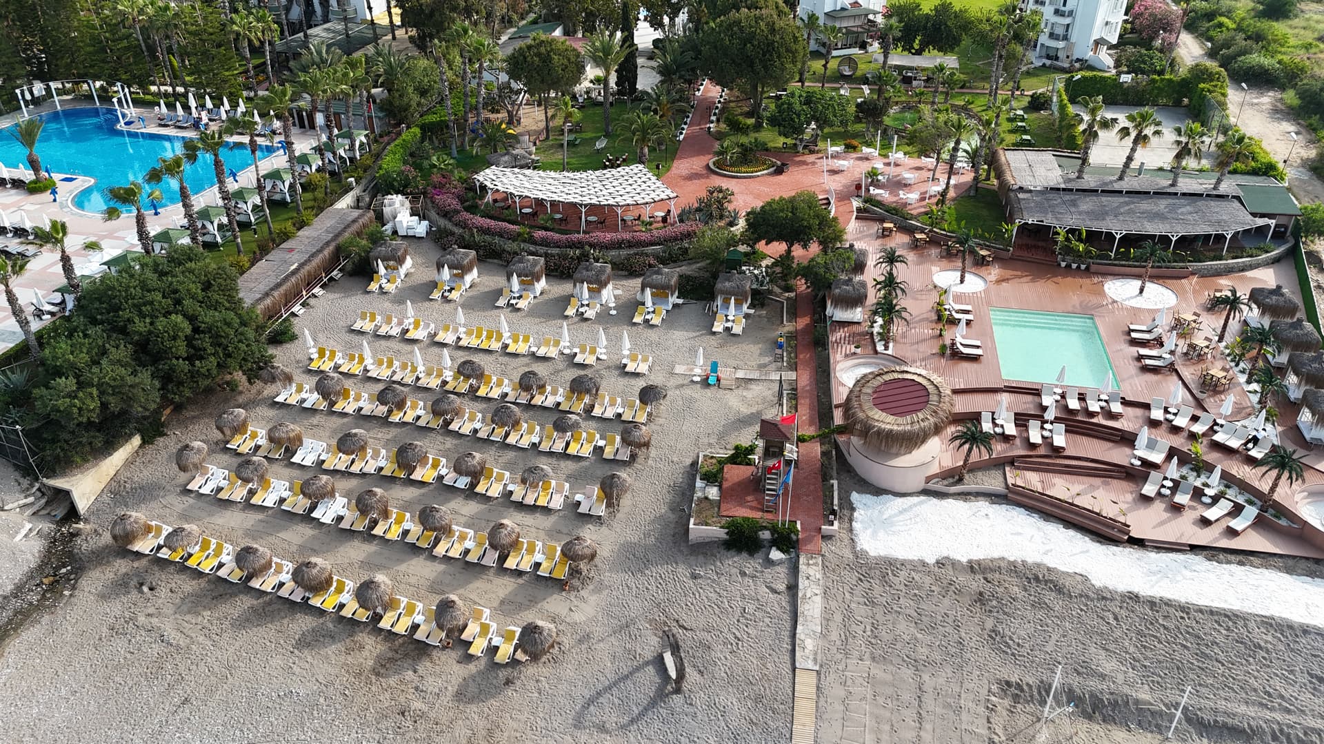 Club Aqua Plaza main