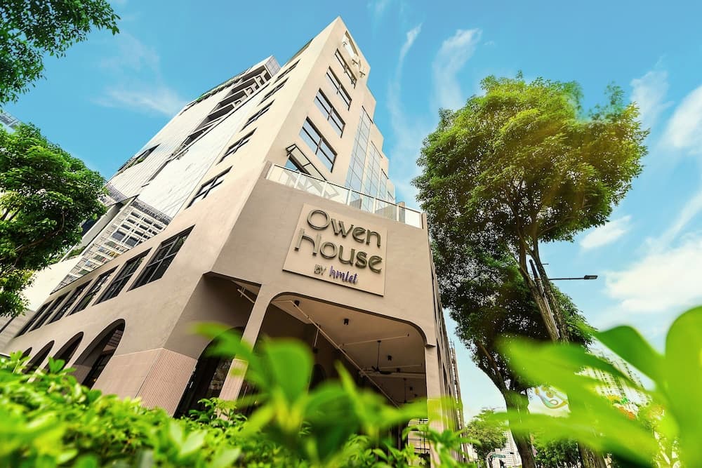 Owen House By Hmlet main