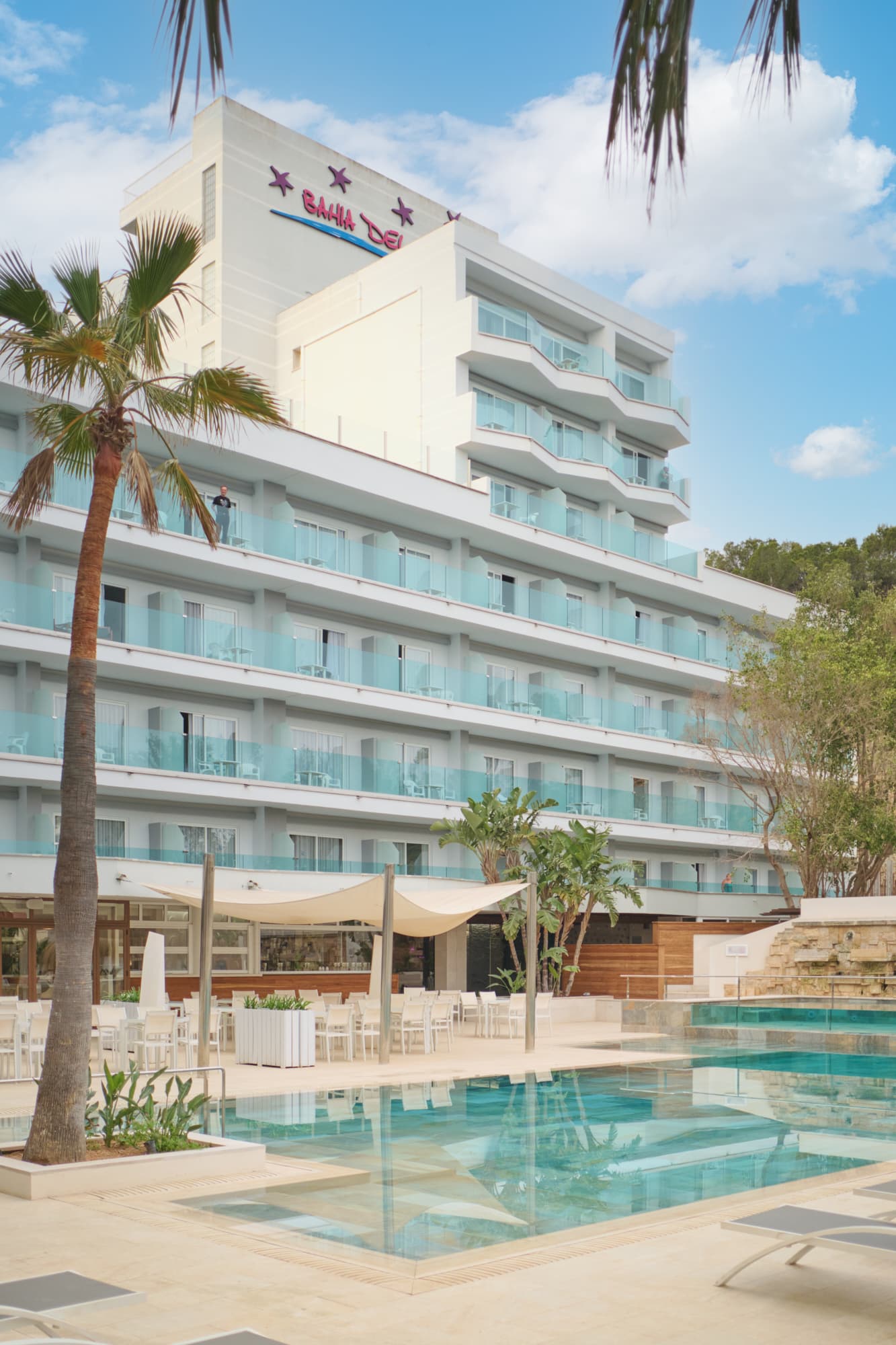 Bahia del Sol main