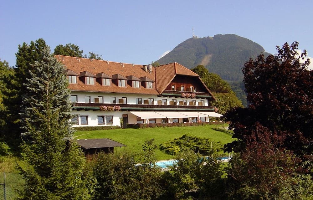 Schoene Aussicht main