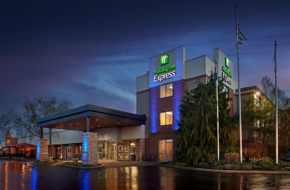 Holiday Inn Express Akron NW - Fairlawn main