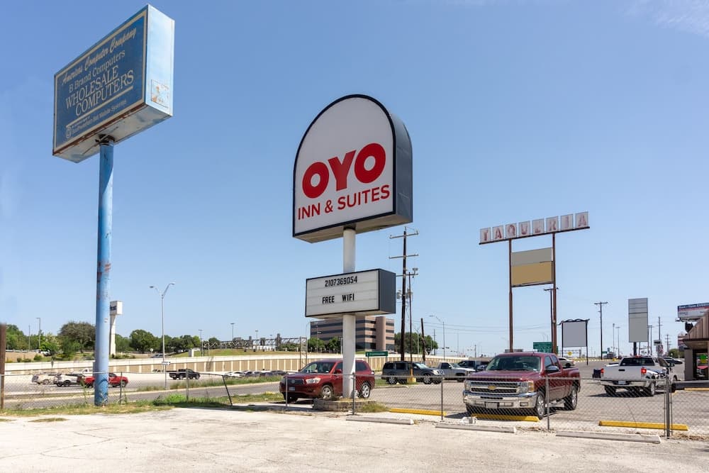 Oyo Inn & Suites Medical Center San Antonio main